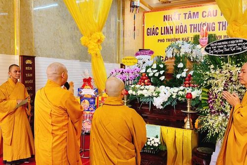 Các đoàn viếng tang Hòa thượng Thích Chơn Trí - Phó Trưởng ban Trị sự GHPGVN H.Hóc Môn
