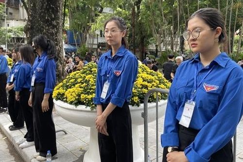 Tuổi trẻ Thủ đô tình nguyện phục vụ Quốc tang Tổng Bí thư Nguyễn Phú Trọng