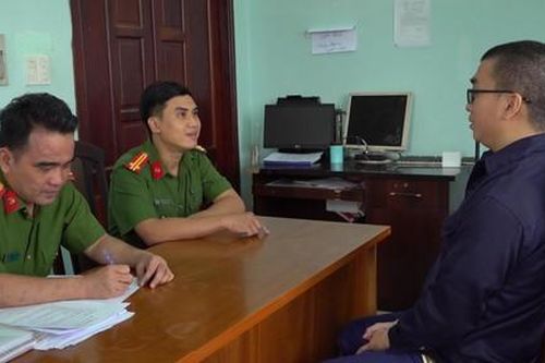 TPHCM: Khởi tố nhân viên ngân hàng chiếm đoạt 8 tỷ đồng