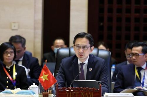 Việt Nam đề cao tầm quan trọng của kết nối nội vùng tại Hội nghị Bộ trưởng Ngoại giao ASEAN lần thứ 57