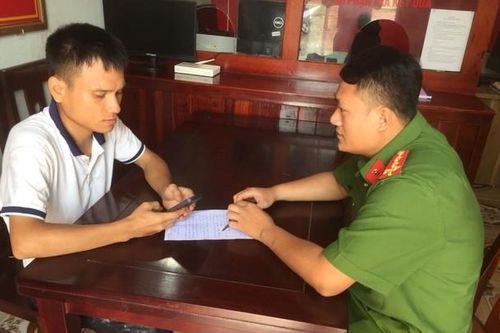 Thanh niên trình báo công an khi nhận số tiền lớn chuyển khoản nhầm
