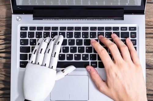 'Bỏ túi' loạt bí quyết biến AI thành trợ thủ đắc lực của teen khi viết luận