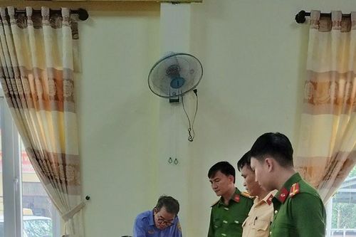 Quảng Trị: 6 em nhỏ ném đất, đá lên tàu Bắc - Nam để nô đùa