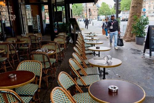 Hàng loạt quán ăn tại Paris vắng khách trước thềm Olympic