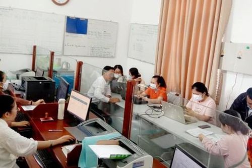 Cơ quan nào giúp UBND huyện quản lý nhà nước về thú y?