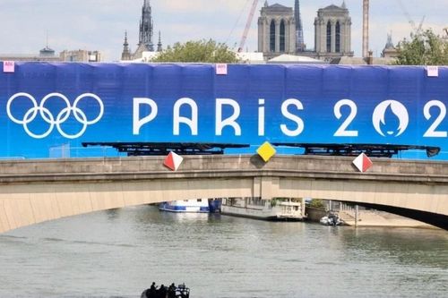 Hình ảnh sông Seine 2 ngày trước lễ khai mạc, thiết lập vùng cấm bay trên Paris, an ninh cao độ
