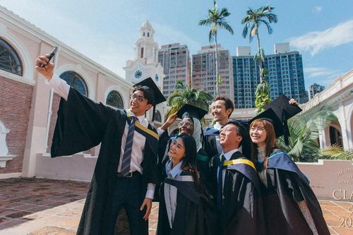 Hồng Kông (Trung Quốc) chi tiền giữ chân sinh viên