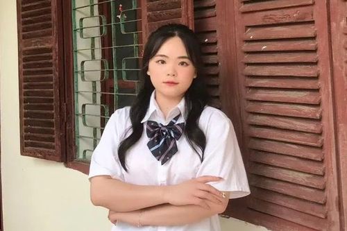Thủ khoa kép người dân tộc Nùng ước mơ làm chuyên gia tâm lý