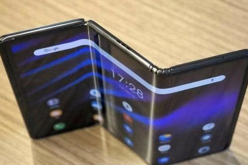Huawei sắp ra mắt smartphone màn hình gập ba đầu tiên trên thế giới