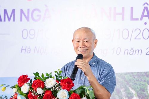 Lý do chủ tịch 71 tuổi của Tập đoàn Hà Đô từ nhiệm