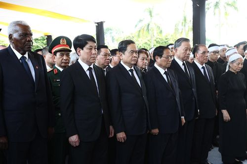 Hơn 252.000 lượt người đến viếng Tổng Bí thư Nguyễn Phú Trọng
