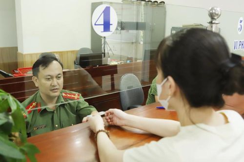Phòng ngừa từ sớm, từ xa tình trạng xuất, nhập cảnh trái phép