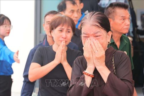 Xúc động hình ảnh người dân bày tỏ niềm tiếc thương vô hạn với Tổng Bí thư Nguyễn Phú Trọng