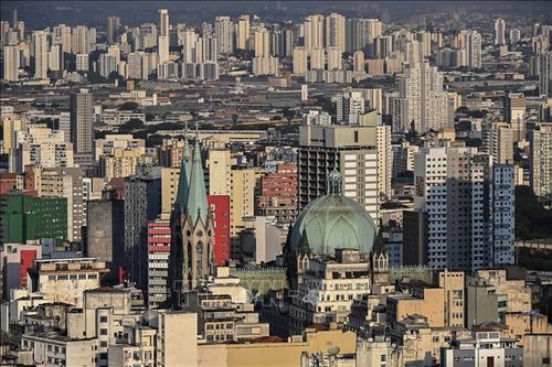 Brazil đề ra mục tiêu trở thành hình mẫu chuyển đổi năng lượng