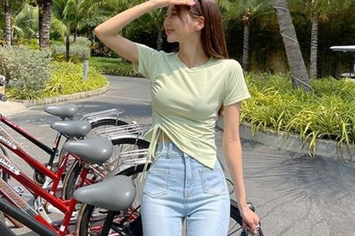 Tậu ngay 4 kiểu áo vừa mát rượi vừa gợi cảm, tôn dáng