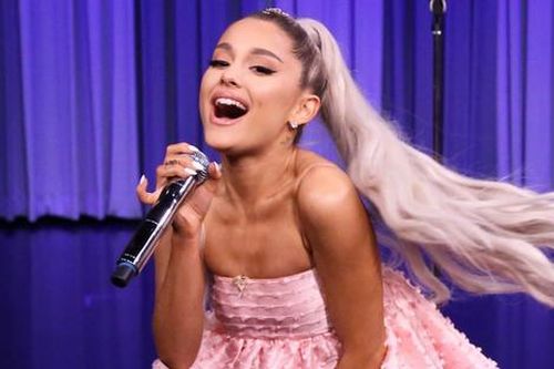 Ariana Grande nói gì về việc thực hiện tour lưu diễn mới?