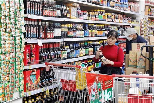 Một doanh nghiệp tiêu dùng bán lẻ báo lãi quý 2 tăng gần 400%