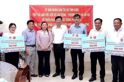 Triển khai phi Dự án 'Hỗ trợ triển khai các can thiệp hiệu quả và bền vững để phòng, chống đuối nước trẻ em tỉnh An Giang' ở TX. Tịnh Biên