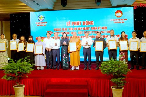 Hơn 1 tỷ đồng ủng hộ cho phong trào Đền ơn đáp nghĩa