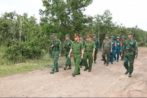 Công an xã đảm bảo an ninh trật tự trên tuyến biên giới