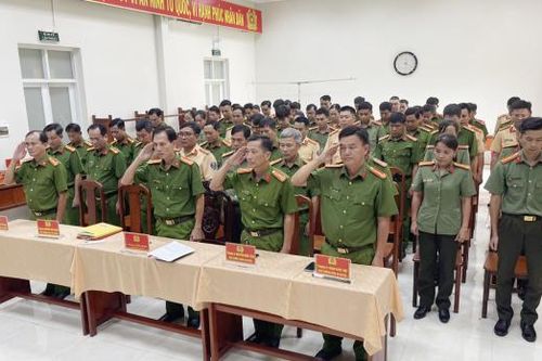 Người dân Sóc Trăng xúc động theo dõi Lễ truy điệu và an táng Tổng Bí thư Nguyễn Phú Trọng