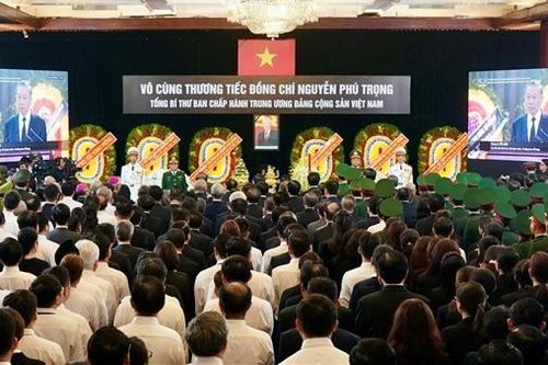 Gần 60 ngàn lượt người viếng Tổng Bí Thư Nguyễn Phú Trọng tại TP Hồ Chí Minh