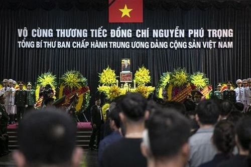 Hơn 3.000 đoàn quốc tế viếng Tổng Bí thư Nguyễn Phú Trọng tại 94 cơ quan đại diện Việt Nam