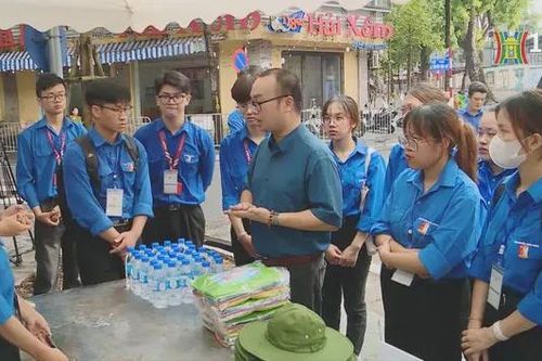 Hơn 4.000 người tình nguyện phục vụ Lễ Quốc tang