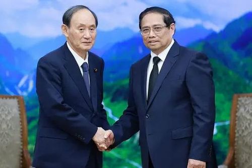 Thủ tướng tiếp Đặc phái viên của Thủ tướng Nhật Bản và gặp Chủ tịch Thượng viện Campuchia