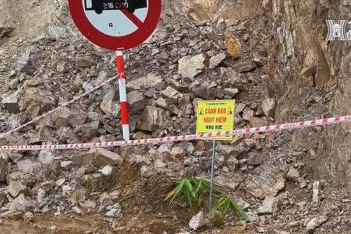 Đề xuất gia cố nhiều đoạn taluy có nguy cơ sạt lở