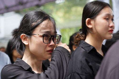 Bật khóc theo dõi Lễ truy điệu Tổng Bí thư Nguyễn Phú Trọng tại TP.HCM