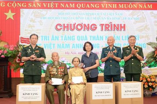 Kỷ niệm 77 năm Ngày Thương binh - Liệt sĩ (27/7/1947 - 27/7/2024): Ấm áp nghĩa tình đồng đội
