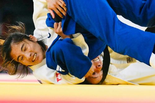 VĐV Việt Nam đầu tiên phải chia tay Olympic Paris