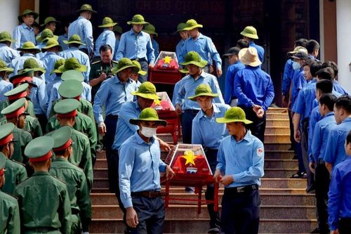 Văn học cần quan tâm hơn nữa tới đề tài thương binh liệt sĩ