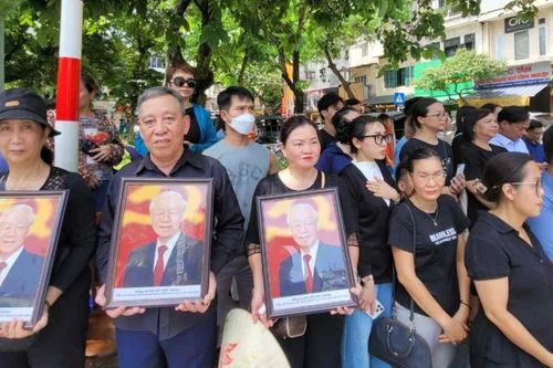 Tiễn người đi