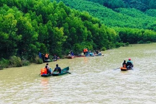 Tìm thấy thi thể người đàn ông đi đánh cá rồi mất tích trên sông