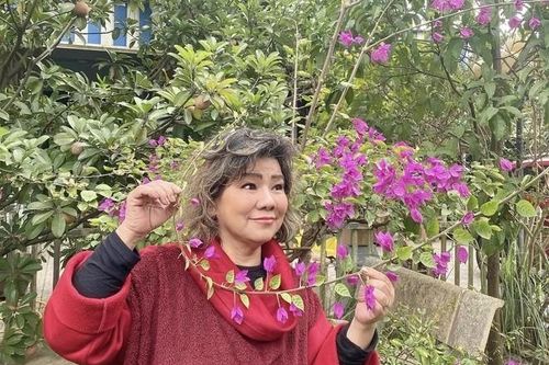 Mỏi mắt ngắm nhà vườn 'thẳng cánh cò bay' của NSND Thanh Hoa