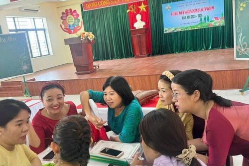 Giáo viên làm tổ trưởng tổ chuyên môn: Băn khoăn phụ cấp và định mức tiết dạy