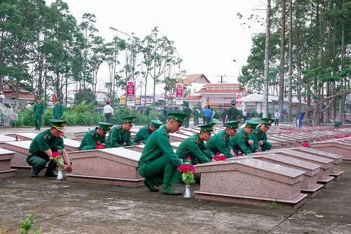 BĐBP Sóc Trăng tổ chức nhiều hoạt động tri ân nhân ngày Thương binh – Liệt sĩ