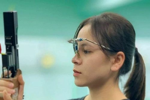 Olympic Paris 2024: Trịnh Thu Vinh vào chung kết 10m Súng ngắn hơi nữ