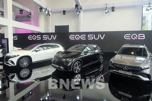 Doanh số bán xe điện yếu khiến lợi nhuận của Mercedes-Benz giảm mạnh