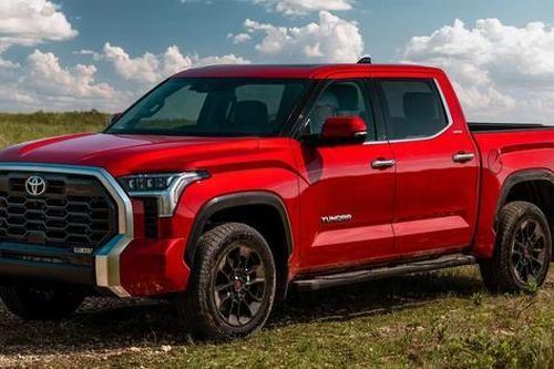 Toyota thay thế miễn phí động cơ bị lỗi trên Tundra và LX600