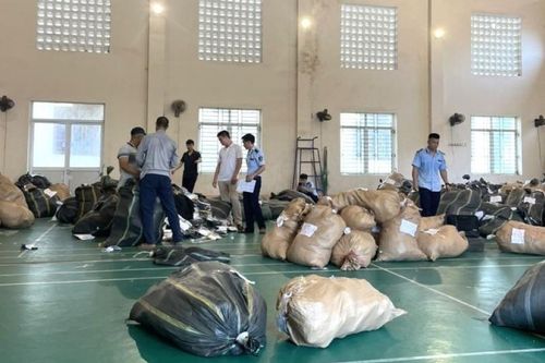 Phát hiện hơn 23.000 sản phẩm 'hàng hiệu' nhái