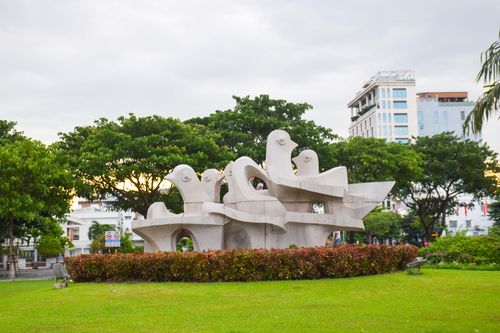Khúc tráng ca trên đường phố