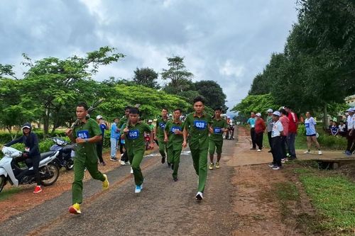 Khai mạc Hội thao Cụm công tác đảng và công tác quần chúng số 7 năm 2024