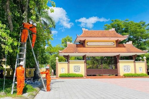Khánh thành công trình thanh niên 'Ánh sáng tri ân'