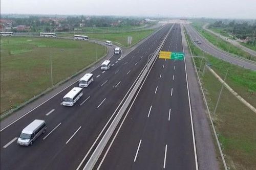 Doanh thu cao tốc Hà Nội - Hải Phòng tăng mạnh trong 6 tháng đầu năm 2024
