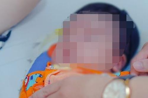 Sản phụ sinh rớt con trên đường đến bệnh viện dẫn đến cháu bé tử vong