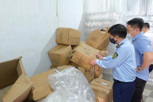 Kiểm soát chặt các cơ sở sản xuất, kinh doanh thực phẩm nhỏ lẻ