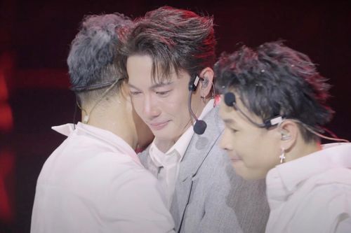 Lời xin lỗi của S.T Sơn Thạch gây xúc động